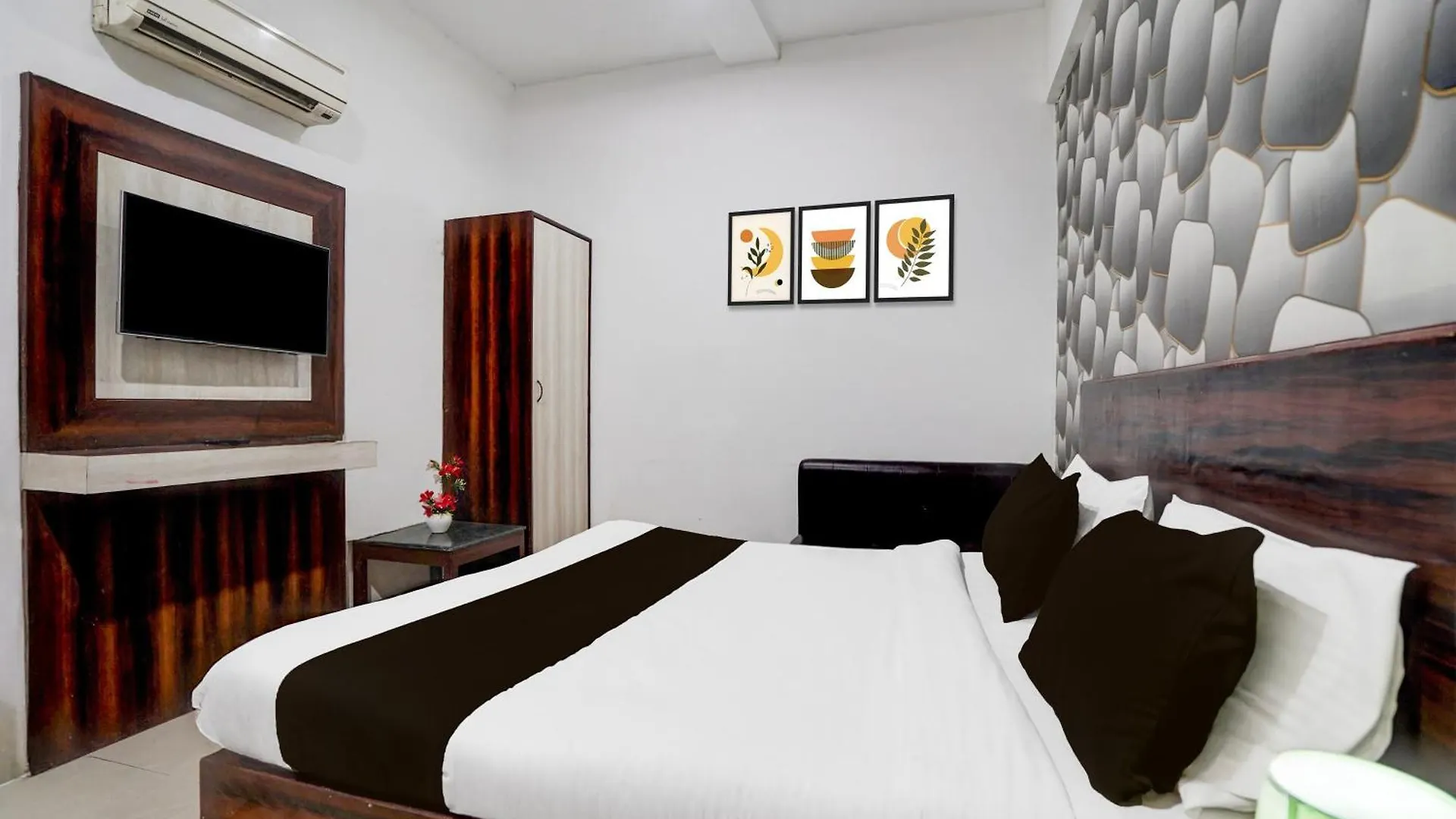 Super Collection O Tourist Complex Area Formerly Kanha Continental Agra  0*, Agra (Uttar Pradesh)