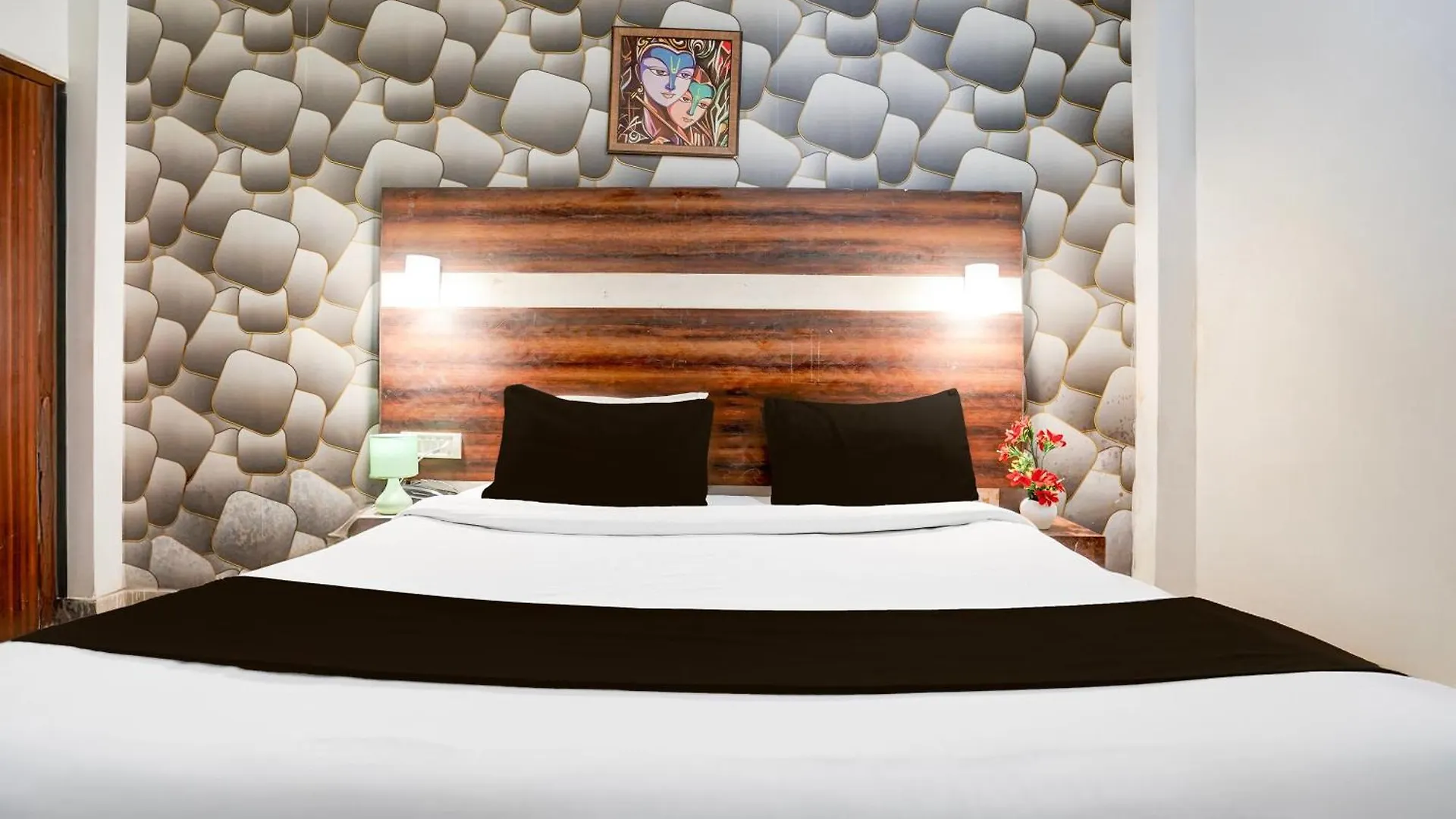 Super Collection O Tourist Complex Area Formerly Kanha Continental Agra  Hotel