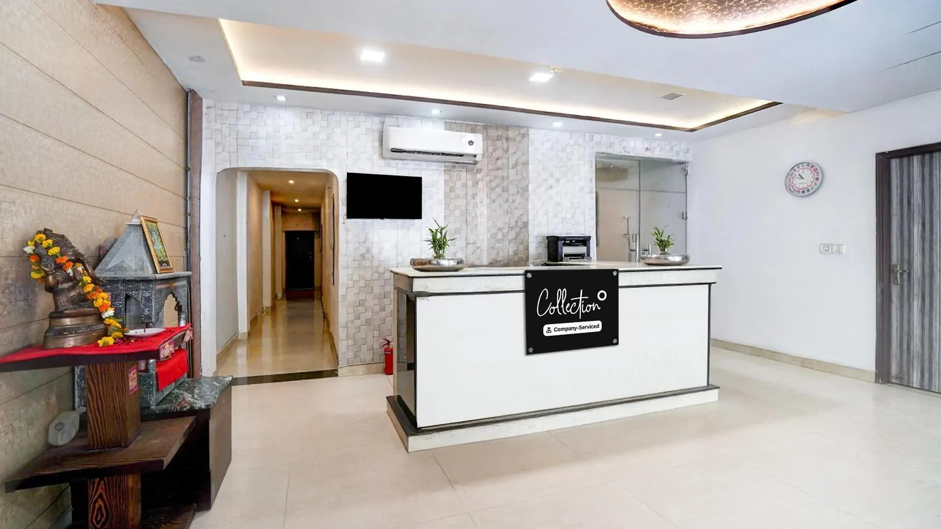 Hotel Super Collection O Tourist Complex Area Formerly Kanha Continental Agra  India